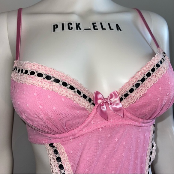 34B Vs Victoria’s Secret Sexy little things Pink dots ruffles Costume apron - Picture 2 of 12